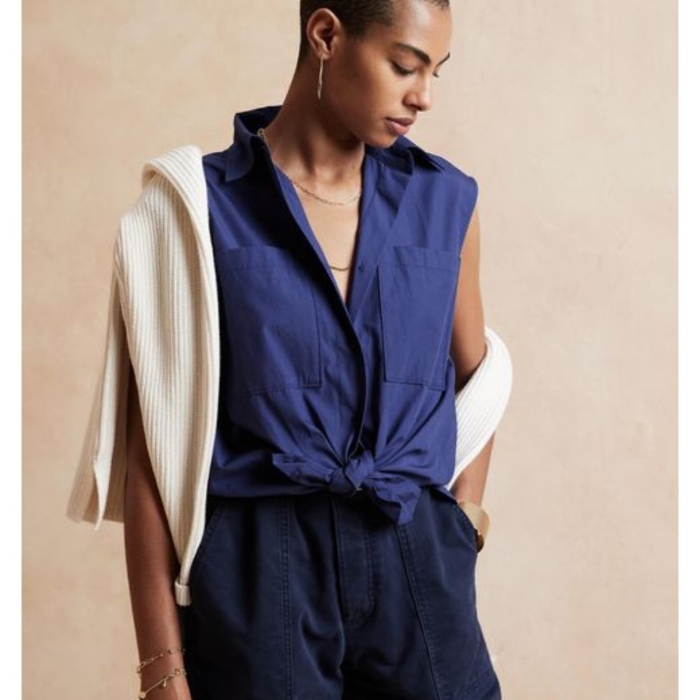 Long Button-Down Shirt XS banana republic